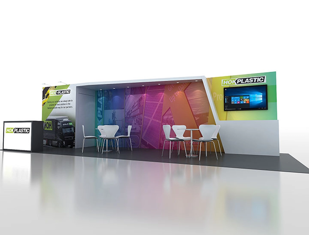 10x30 exhibit with open aisle and product wall