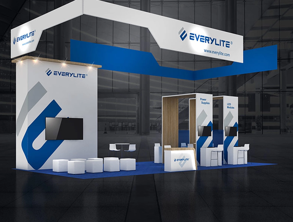 20x40 exhibit booth with engaging displays