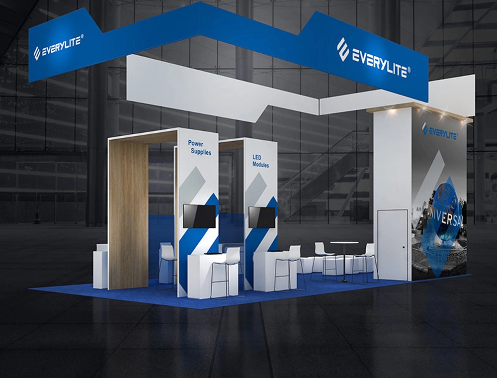 20x40 exhibit booth with engaging displays