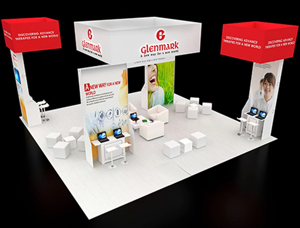 30x30 trade booth with LED header and counters