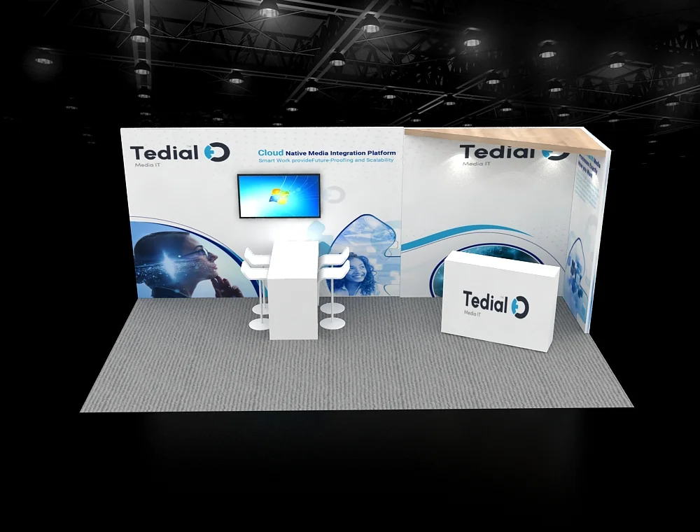 10x20 trade show booth with curved back wall graphics