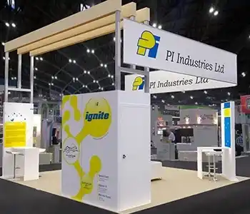 20x20 trade show booth with interactive displays